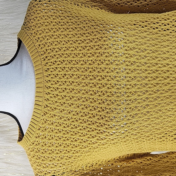 Van Heusen Mustard Crew Neck Sweater - Picture 2 of 6